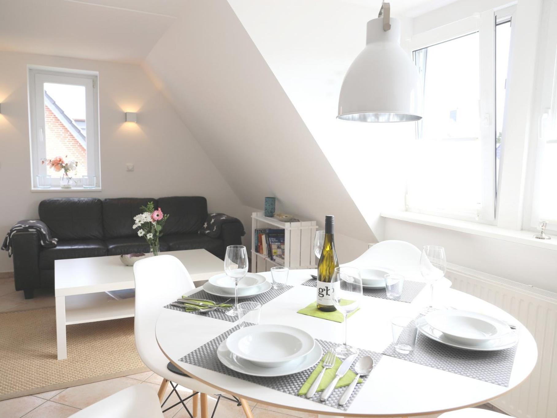 Geschmackvoll Eingerichtete Für 2 Personen, Verspricht Entspannung Pur. Apartment